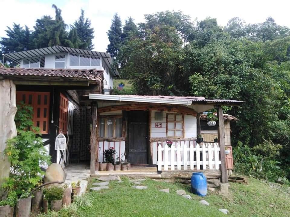 Tarragona Hostal Santa Rosa de Cabal Eksteriør bilde